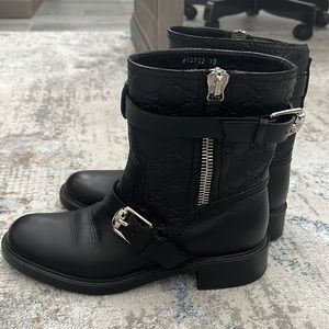 Gucci ankle moto boots with buckle size 38